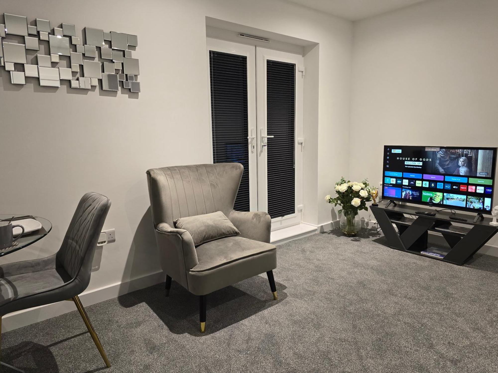 Well-preserved 2 Bedroom Flat Around Ricoh Arena-coventry Fc Apartment Coventry